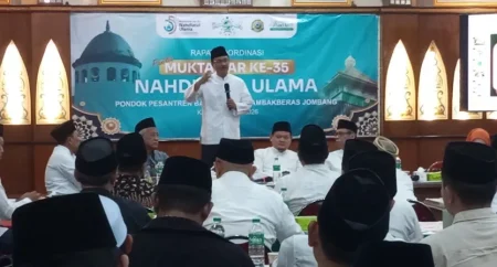 Gus Ipul Pimpin Rapat Perdana Panitia Muktamar ke-35 NU di Tambakberas Jombang, Persiapan Dimatangkan Foto BeritaJatim.com