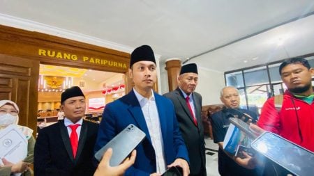 Bupati Tuban Intens Lakukan Evaluasi Kinerja OPD Demi Tingkatkan Pelayanan Dasar Foto BeritaJatim.com