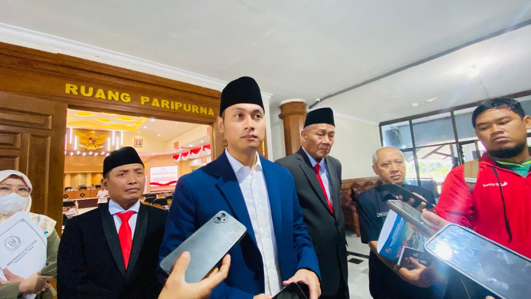 Bupati Tuban Intens Lakukan Evaluasi Kinerja OPD Demi Tingkatkan Pelayanan Dasar | beritajatim.com