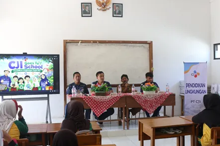 PT CJI Edukasi Siswa SDN Losari Jombang Tentang Lingkungan Hidup Foto BeritaJatim.com