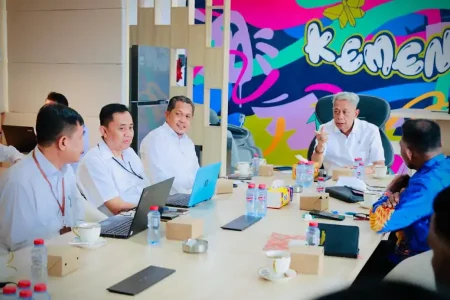 Terima Audiensi DPRD Teluk Wondama, Wamensos Dorong Percepatan Sekolah Rakyat di Wilayah 3T Foto BeritaJatim.com