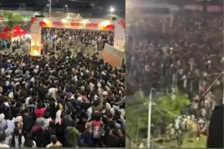 Konser Gratis Denny Caknan di Surabaya Berujung Kisruh, 21 Orang Jadi Korban Foto BeritaJatim.com