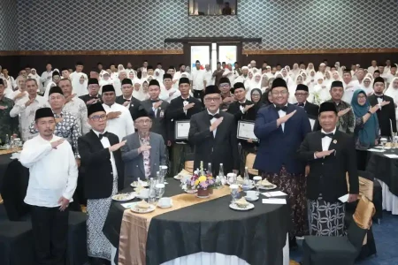 Sentil Laporan Manis Tapi Bermasalah, Menhaj Minta Evaluasi Haji Bongkar Bobrok Sistem Foto BeritaJatim.com