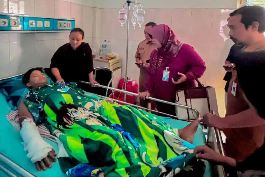 Pekerja SPPG di Lumajang jadi Korban Kecelakaan Kerja, Beruntung Sudah Terdaftar BPJS Ketenagakerjaan Foto BeritaJatim.com