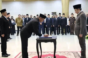 Bupati Fawait Beri Waktu 2 Pekan kepada Direksi Baru Perumdam Jember Foto BeritaJatim.com