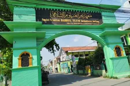 Pesantren Tambakberas Jombang Siapkan 7 Lembaga Pendidikan untuk Penginapan Peserta Muktamar ke-35 NU Foto BeritaJatim.com