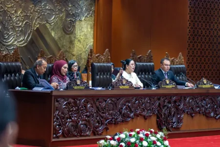 Puan Maharani Soroti Maraknya Hoaks tentang DPR, Sebut Bisa Gerus Kepercayaan Publik Foto BeritaJatim.com