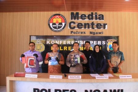 Tiga Pemuda di Ngawi Ditangkap, Diduga Rudapaksa Dua Anak Bawah Umur Foto BeritaJatim.com