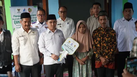 Rumah Korban Kebakaran di Jetis Mojokerto Dibangun Kembali Lewat Kolaborasi Rutilahu Foto BeritaJatim.com