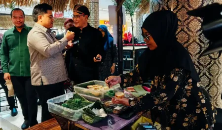 Pasar Djadoel Grissee Kembali Digelar, 20 Stan Sajikan Kuliner Tempo Dulu Khas Gresik Foto BeritaJatim.com