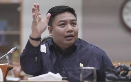 Gerindra Bantah Pernyataan Ketum Projo Budiarie Foto BeritaJatim.com