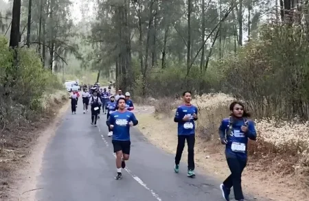 Ijen Geopark Run 2026 Dimulai, 839 Pelari Terpesona Alam Banyuwangi Foto BeritaJatim.com