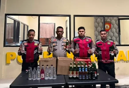 Perangi Miras, Polresta Sumenep Sita Puluhan Bir dan Arak Bali Foto BeritaJatim.com