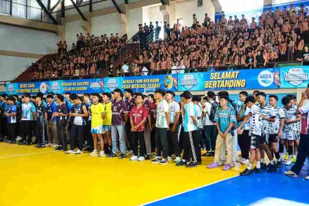 45 Tim Pelajar Berebut Piala Bupati Tulungagung di Indomaret Volleyball Tournament 2026 Foto BeritaJatim.com
