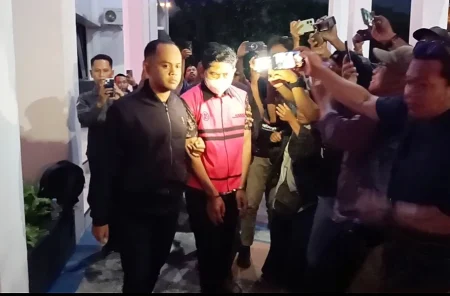 Kasus Korupsi Tunjangan Rumah, Mantan Ketua DPRD Ponorogo Sunarto Jadi Tersangka Foto BeritaJatim.com