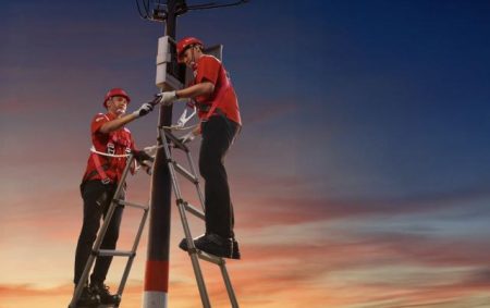 Telkom Bukukan Laba Bersih Rp10,6 Triliun pada Semester I 2026, Transformasi Digital Kian Menguat Foto BeritaJatim.com