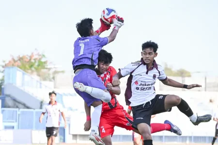 Soekarno Cup 2026 Pakai Wasit Liga 1 dan VAR di Semifinal-Final Foto BeritaJatim.com