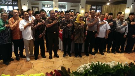 Lewat Dialog Kebangsaan, Forkopimda Jatim Minta Masyarakat Jaga Persatuan Foto BeritaJatim.com
