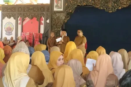 Kontrak Diperpanjang, 622 PPPK Paruh Waktu Bangkalan Didorong Tingkatkan Kinerja Foto BeritaJatim.com