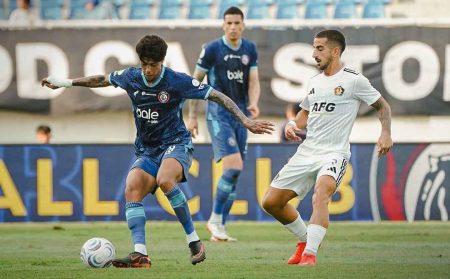 Arema FC vs Persik Masih Imbang 1-1, Ada Gol Cepat dan Penalti Foto BeritaJatim.com