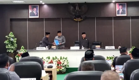 DPRD Pamekasan Penuhi Kuorum, Raperda Perubahan APBD 2026 Segera Dievaluasi Gubernur Foto BeritaJatim.com
