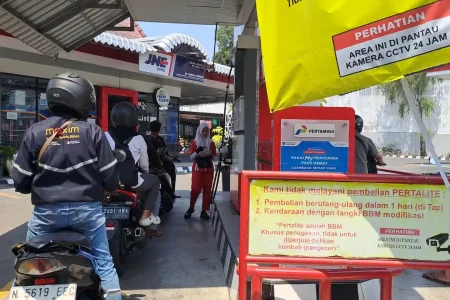 DPRD Jatim Minta Dugaan Penghentian Penjualan Pertalite di Blitar Diusut Foto BeritaJatim.com