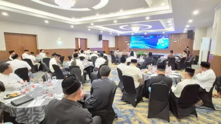 KH Ahmad Faiz AHZ Kembali Pimpin HEBITREN Jawa Timur Periode 2026-2031 Foto BeritaJatim.com