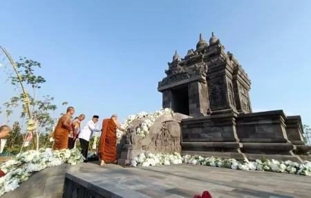 Menjelajah Candi Puthuk Blitar, Oase Kedamaian dan Jejak Setengah Abad Sangha Theravada Foto BeritaJatim.com
