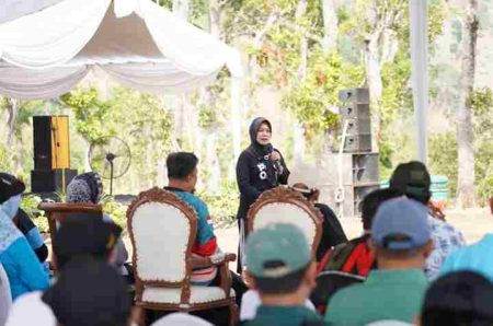 Bojonegoro Siapkan Satu Juta Bibit Pohon, Reboisasi 2.300 Hektare pada 2027 Foto BeritaJatim.com