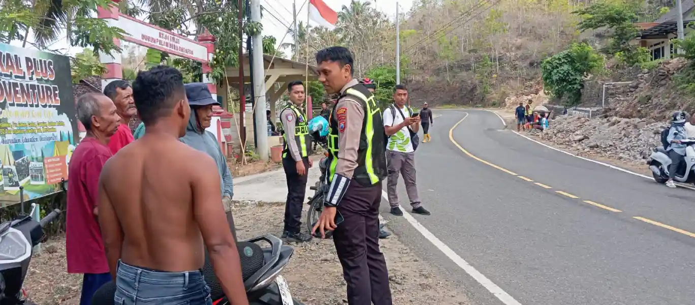 Keluar Gang di Pringkuku Pacitan, Petani Tewas Tertabrak Motor Kharisma