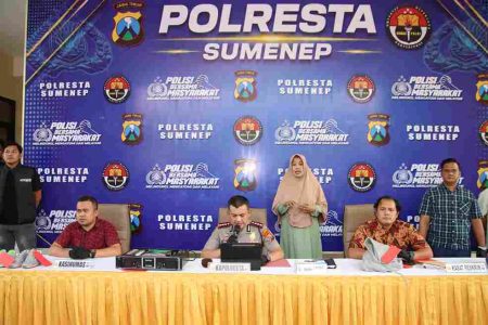 Operasi Sikat Semeru, Polresta Sumenep Bekuk 10 Tersangka Kasus Pencurian Foto BeritaJatim.com