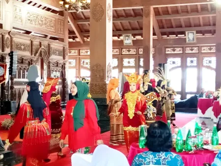 Ratusan Perempuan se-Bakorwil I Madiun Berkumpul di Ponorogo, Ini yang Dibahas Foto BeritaJatim.com