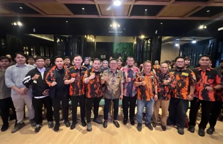 Bakesbangpol Surabaya Apresiasi Kopi Cangkruk 2026, Siap Fasilitasi Aspirasi Pemuda Foto BeritaJatim.com