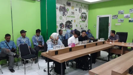 Perumda Pasar Joyoboyo Kediri Digitalisasi Pungutan Kios dan Los Mulai November 2026 Foto BeritaJatim.com