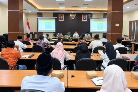 Badan Geologi Turun ke Gunung Petakan Potensi Panas Bumi Foto BeritaJatim.com