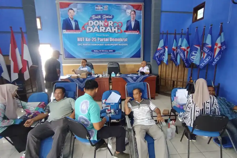 HUT ke-25 Demokrat, DPC Madiun Gelar Donor Darah untuk Bantu Stok PMI