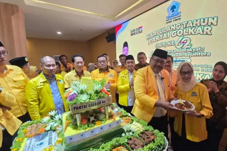 Terapkan Doktrin Karya-Kekaryaan, Golkar Jatim Ingatkan Kader Jaga Amanah Sejarah Foto BeritaJatim.com