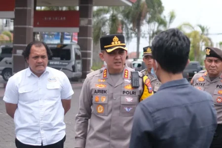 Kapolresta Sumenep Cek SPBU, Minta Warga Tidak Panic Buying Foto BeritaJatim.com