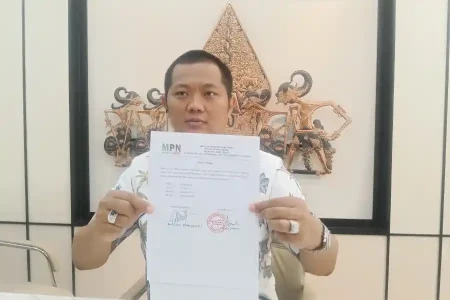 Kuasa Hukum Bantah Notaris Ariyani Diberhentikan, Sebut Masih Berproses di MPP Foto BeritaJatim.com