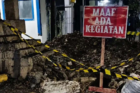 PGN Klarifikasi Insiden Pipa di Gresik, Tegaskan Jaringan Belum Dialiri Gas Foto BeritaJatim.com