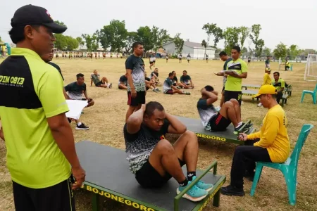 Ratusan Prajurit Kodim Bojonegoro Jalani Tes Fisik, Nilai Garjas Jadi Syarat Kenaikan Pangkat Foto BeritaJatim.com