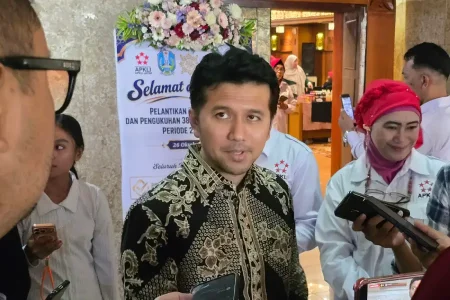 Wagub Emil: Gubernur Instruksikan Penanganan Karhutla All Out, Keselamatan Petugas Prioritas Foto BeritaJatim.com